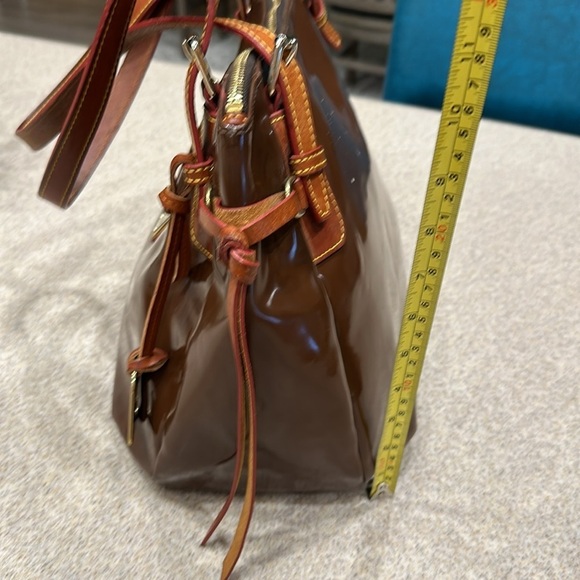 Dooney & Bourke Brown Patent Leather Large Handbag Bag - Picture 7 of 14